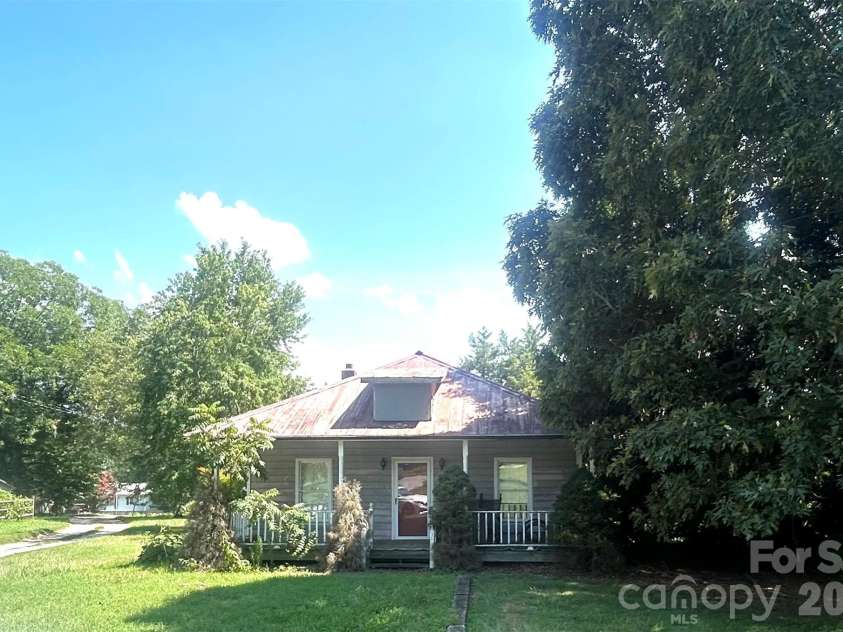 2981 Old Nc 150 Highway, Crouse, NC 28033.  MLS# CAR4404725, YatesRealty ID 38547. 