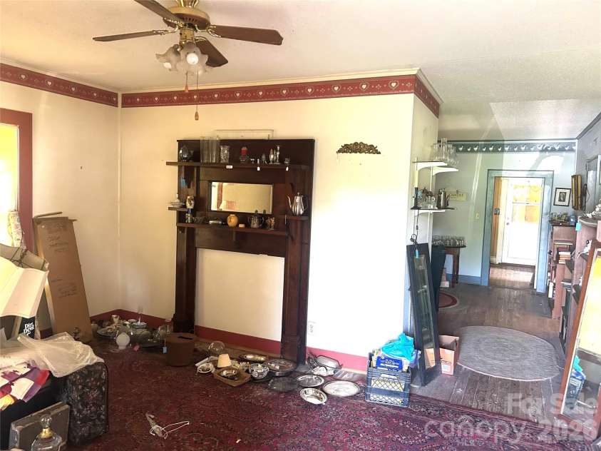 2981 Old Nc 150 Highway, Crouse, NC 28033.  MLS# CAR4404725, YatesRealty ID 38547. Living room