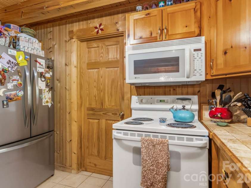 120 Sasafras Ridge None, Rutherfordton, NC 28139.  MLS# CAR4405023, YatesRealty ID 38549. 