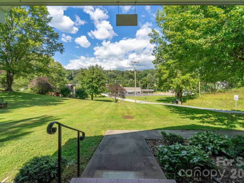 144 Cherry Street, Sylva, NC 28779.  MLS# CAR4355925, YatesRealty ID 3855. 