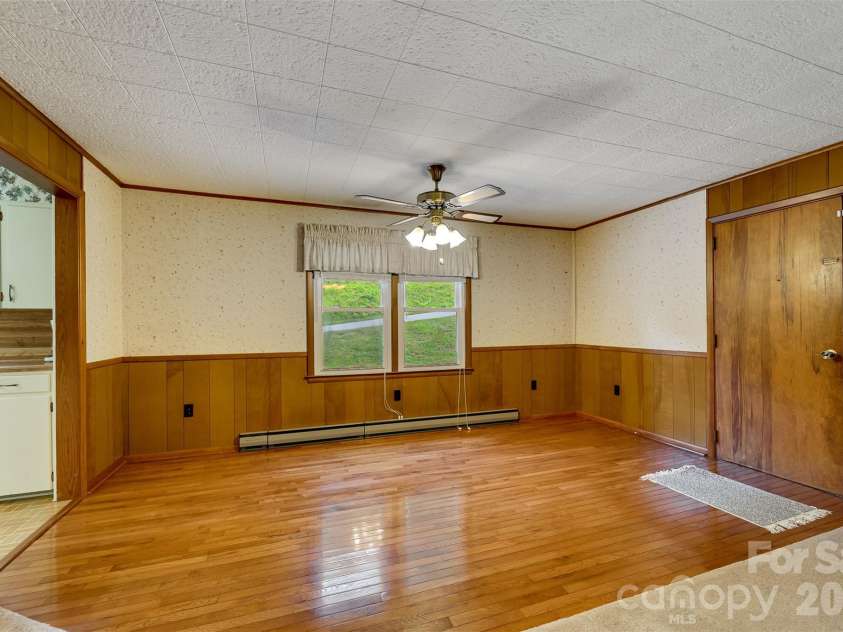 144 Cherry Street, Sylva, NC 28779.  MLS# CAR4355925, YatesRealty ID 3855. 