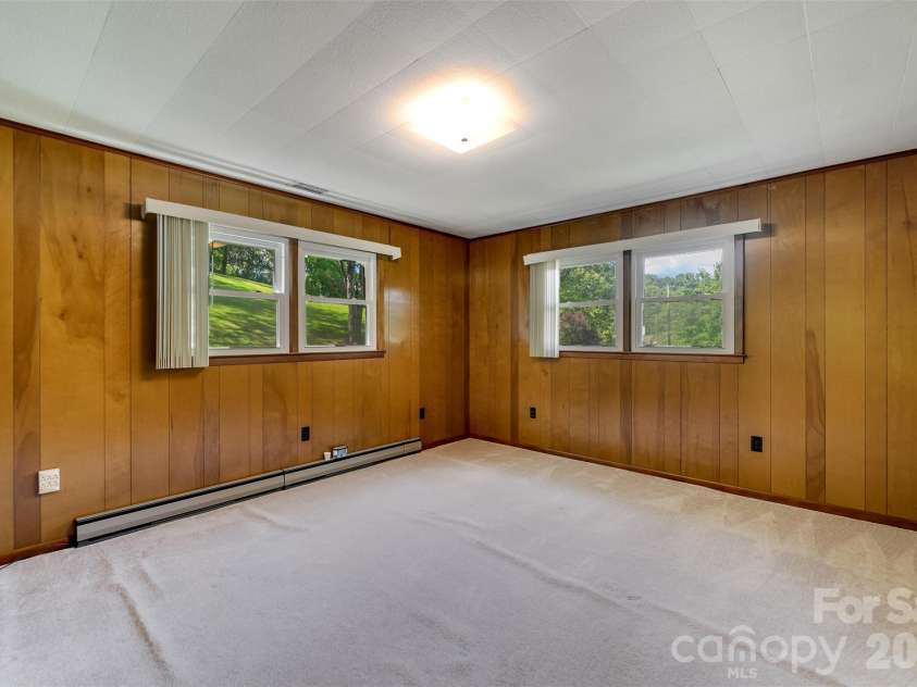 144 Cherry Street, Sylva, NC 28779.  MLS# CAR4355925, YatesRealty ID 3855. 