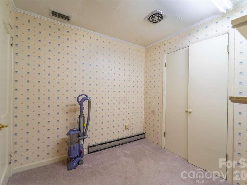 144 Cherry Street, Sylva, NC 28779.  MLS# CAR4355925, YatesRealty ID 3855. 