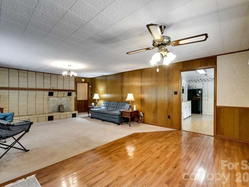 144 Cherry Street, Sylva, NC 28779.  MLS# CAR4421038, YatesRealty ID 3855. 