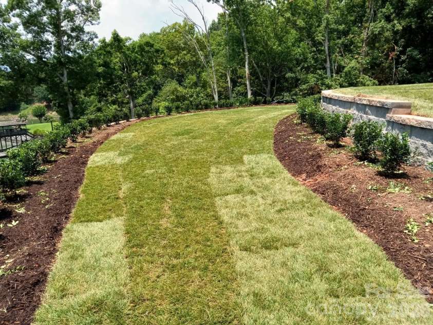 18304 Rosapenny Road, Charlotte, NC 28278.  MLS# CAR4329867, YatesRealty ID 3855. 