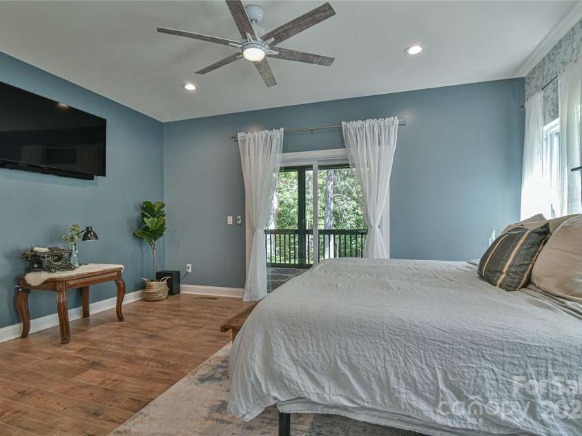 658 Lawing Drive, Nebo, NC 28761.  MLS# CAR4179904, YatesRealty ID 3855. 