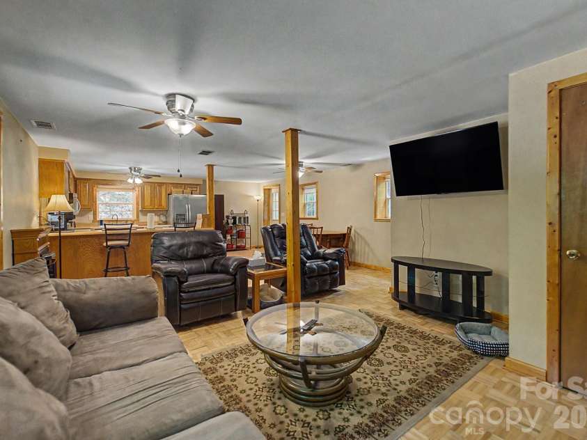 324 Bill Crisp Road, Robbinsville, NC 28771.  MLS# CAR4405913, YatesRealty ID 38552. 