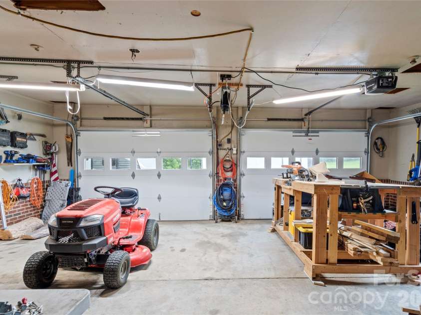 226 Pleasant Hill Drive, Elkin, NC 28621.  MLS# CAR4403832, YatesRealty ID 38553. 