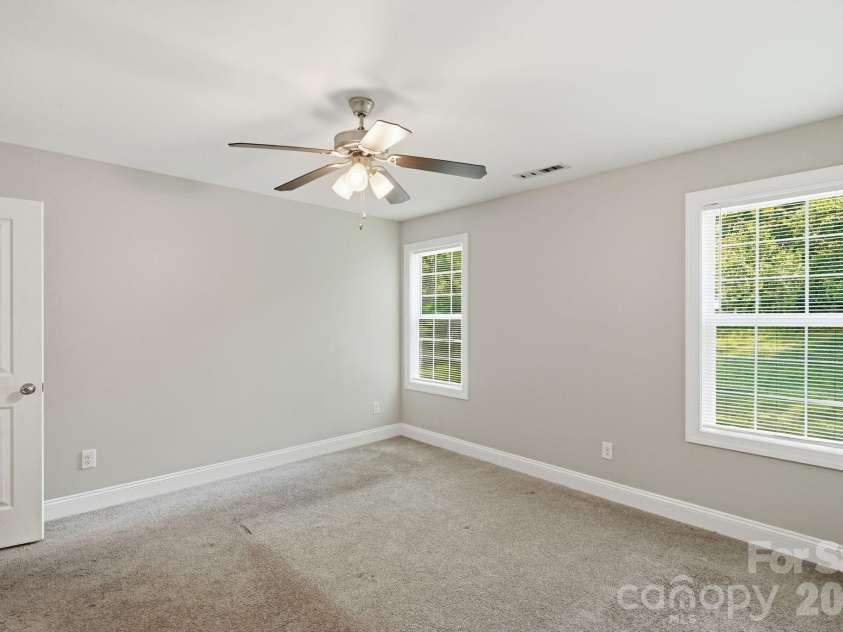 1514 Jamaica Road, Kannapolis, NC 28083.  MLS# CAR4405227, YatesRealty ID 38556. 