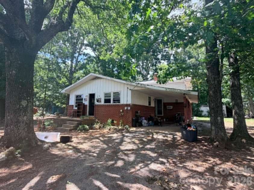 1663 Harris Henrietta Road, Forest City, NC 28043.  MLS# CAR4406061, YatesRealty ID 38559. 