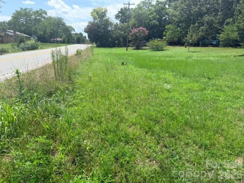 1663 Harris Henrietta Road, Forest City, NC 28043.  MLS# CAR4406061, YatesRealty ID 38559. 