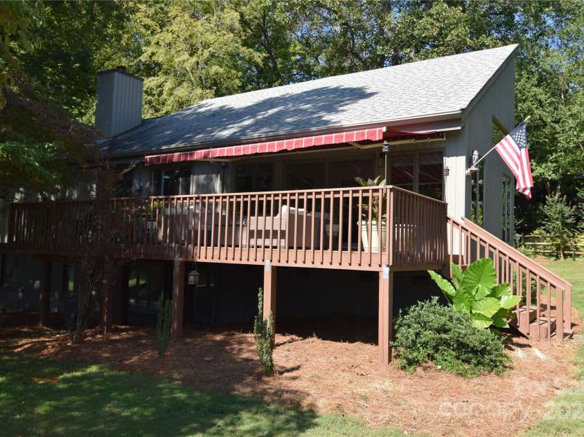 100 Fairway Ridge, Clover, SC 29710.  MLS# CAR4307573, YatesRealty ID 3856. BACK PORCH.