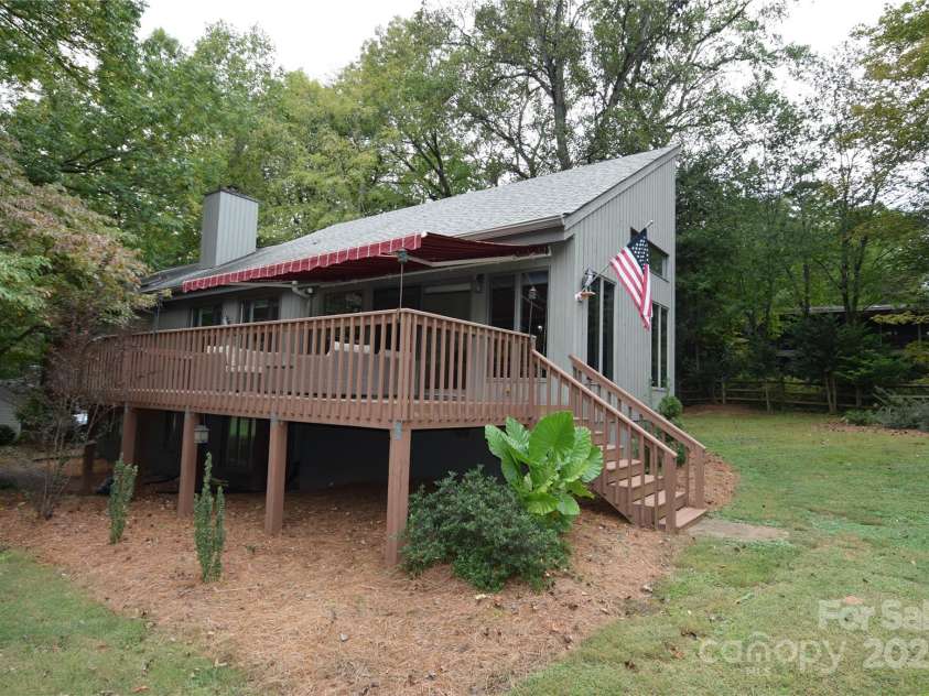 100 Fairway Ridge, Clover, SC 29710.  MLS# CAR4307573, YatesRealty ID 3856. BACK PORCH
