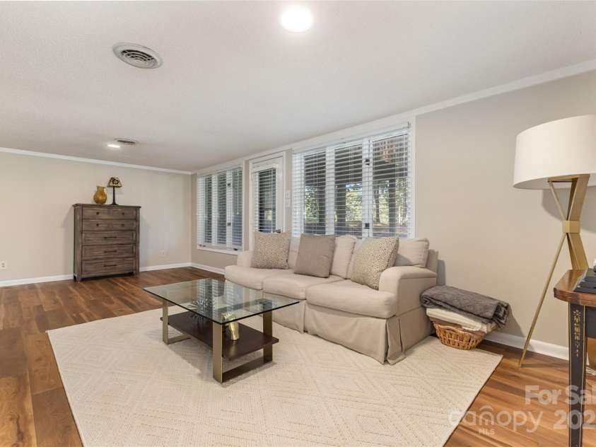 100 Fairway Ridge, Clover, SC 29710.  MLS# CAR4307573, YatesRealty ID 3856. BASEMENT FAMILY ROOM.