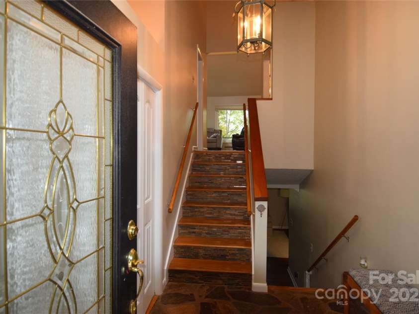 100 Fairway Ridge, Clover, SC 29710.  MLS# CAR4307573, YatesRealty ID 3856. FRONT ENTRANCE.