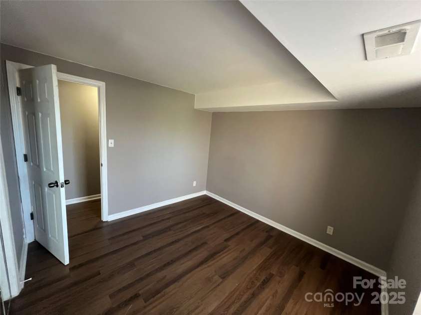 9401 Old Concord Road, Charlotte, NC 28213.  MLS# CAR4212131, YatesRealty ID 3856. Guest Bedroom
