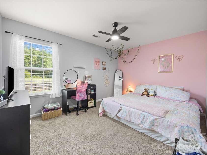 1772 Eastway Drive, Dallas, NC 28034.  MLS# CAR4404398, YatesRealty ID 38560. 