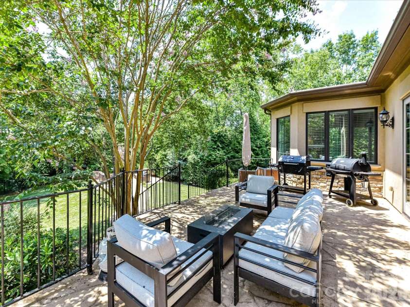 8119 Skyecroft Commons Drive, Waxhaw, NC 28173.  MLS# CAR4406109, YatesRealty ID 38567. 