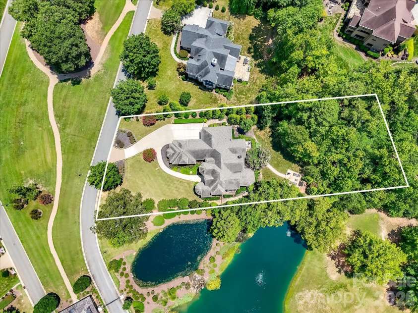 8119 Skyecroft Commons Drive, Waxhaw, NC 28173.  MLS# CAR4406109, YatesRealty ID 38567. 