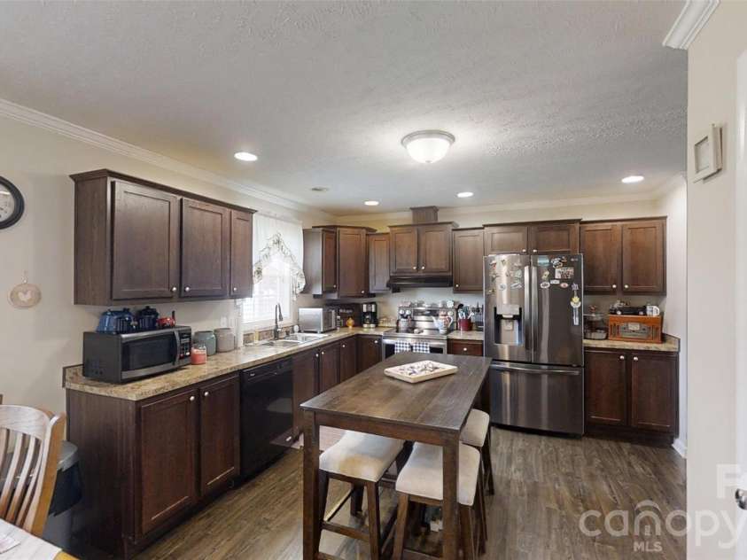 75 Pine Mount Road, Weaverville, NC 28787.  MLS# CAR4406125, YatesRealty ID 38568. 