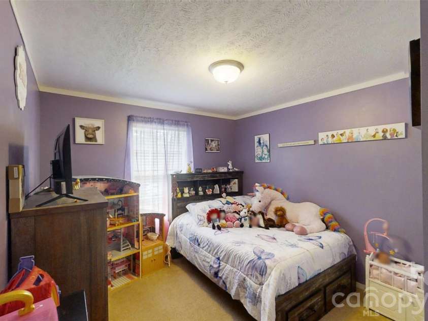 75 Pine Mount Road, Weaverville, NC 28787.  MLS# CAR4406125, YatesRealty ID 38568. 