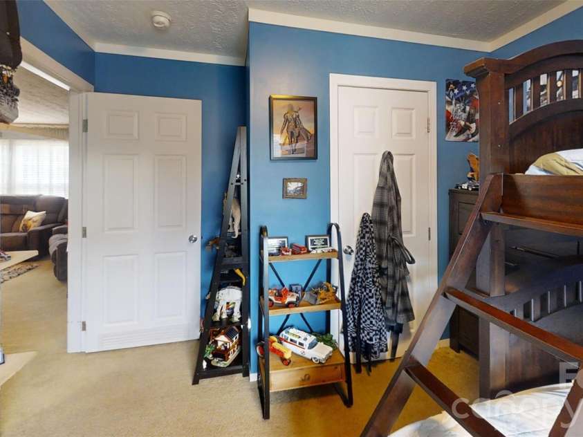 75 Pine Mount Road, Weaverville, NC 28787.  MLS# CAR4406125, YatesRealty ID 38568. 