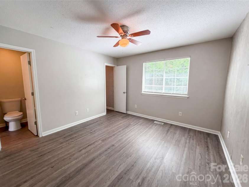 1436 Flintwood Drive, Rock Hill, SC 29732.  MLS# CAR4405174, YatesRealty ID 38569. 