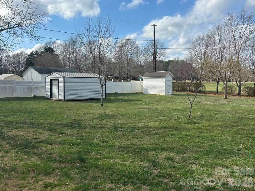 357 Pruitt Houser Street, Lincolnton, NC 28092.  MLS# CAR4356050, YatesRealty ID 3857. Large Backyard