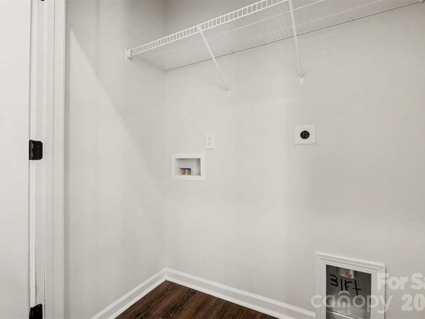 510 Mill Street, Lowell, NC 28098.  MLS# CAR4342536, YatesRealty ID 3857. 