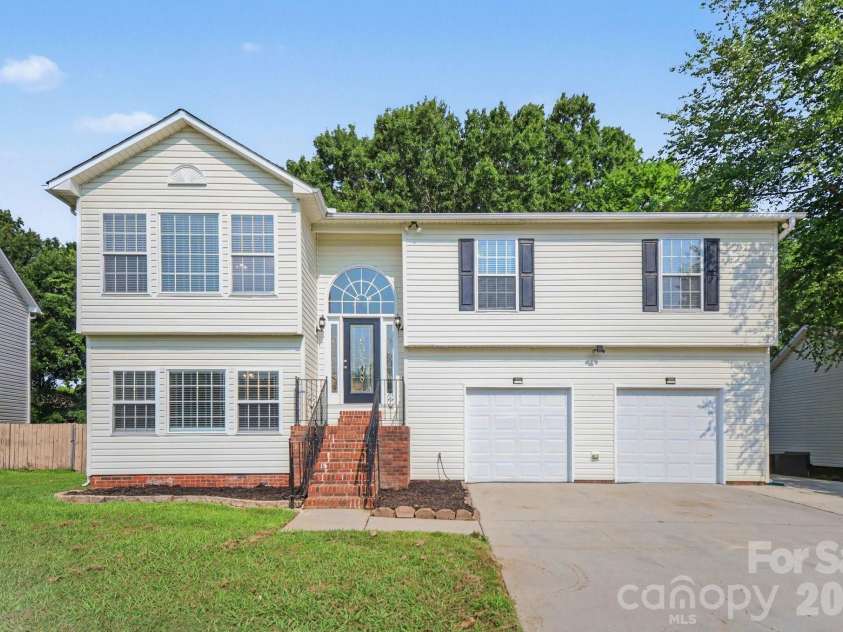838 Highlander Court, Concord, NC 28025.  MLS# CAR4397435, YatesRealty ID 38571. 