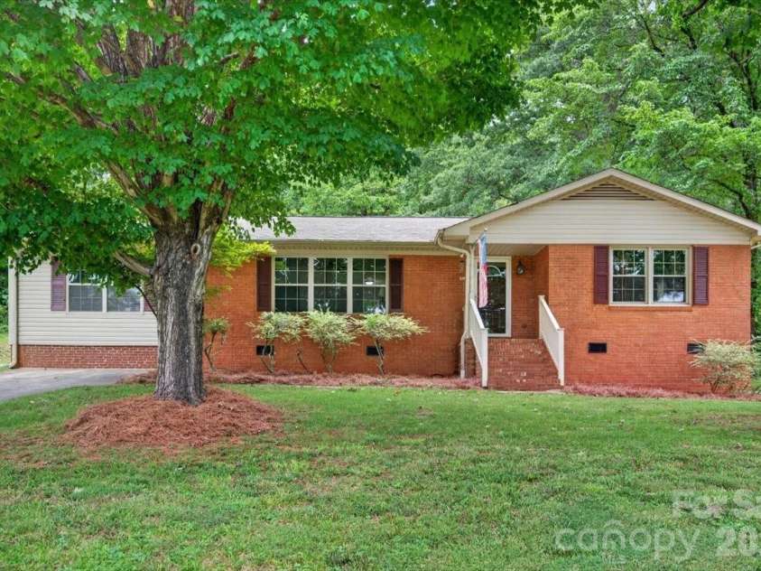 101 Main Street, Mount Pleasant, NC 28124.  MLS# CAR4406120, YatesRealty ID 38572. 