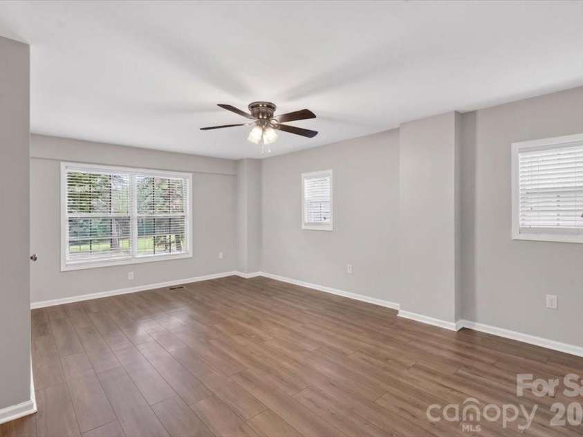 101 Main Street, Mount Pleasant, NC 28124.  MLS# CAR4406120, YatesRealty ID 38572. 