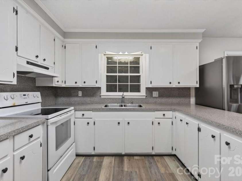 101 Main Street, Mount Pleasant, NC 28124.  MLS# CAR4406120, YatesRealty ID 38572. 