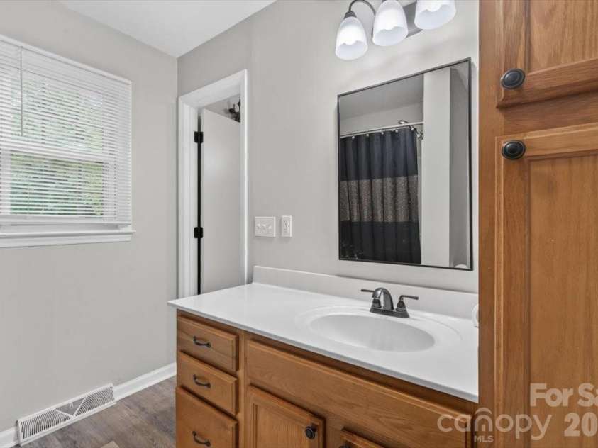 101 Main Street, Mount Pleasant, NC 28124.  MLS# CAR4406120, YatesRealty ID 38572. 