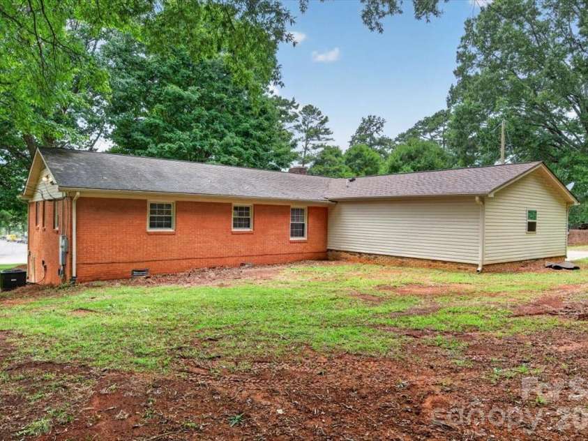 101 Main Street, Mount Pleasant, NC 28124.  MLS# CAR4406120, YatesRealty ID 38572. 