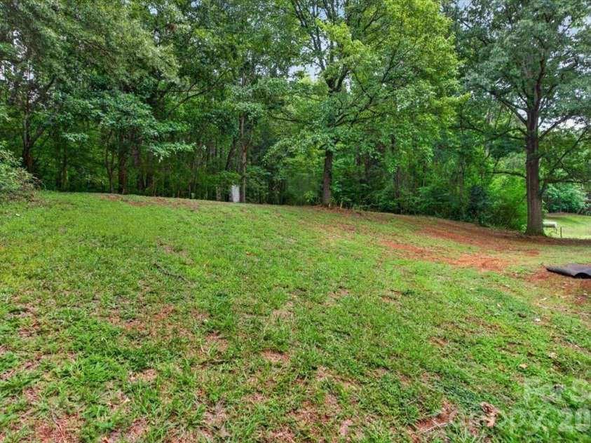 101 Main Street, Mount Pleasant, NC 28124.  MLS# CAR4406120, YatesRealty ID 38572. 