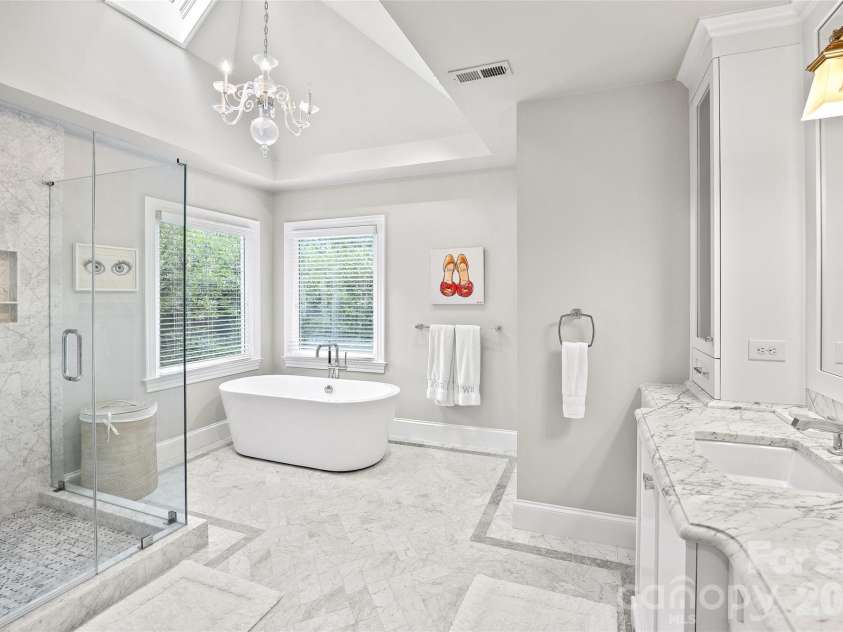 5411 Mirabell Road, Charlotte, NC 28226.  MLS# CAR4403718, YatesRealty ID 38575. 