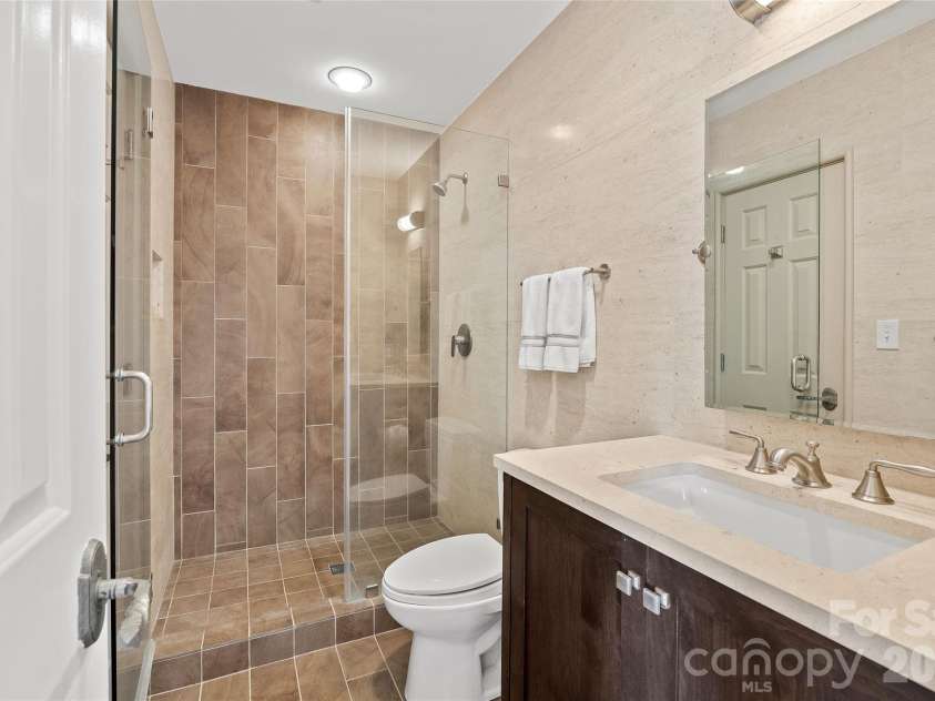 5411 Mirabell Road, Charlotte, NC 28226.  MLS# CAR4403718, YatesRealty ID 38575. 