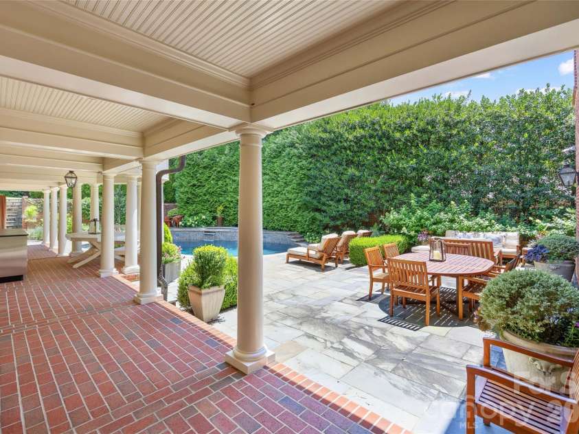 5411 Mirabell Road, Charlotte, NC 28226.  MLS# CAR4403718, YatesRealty ID 38575. 