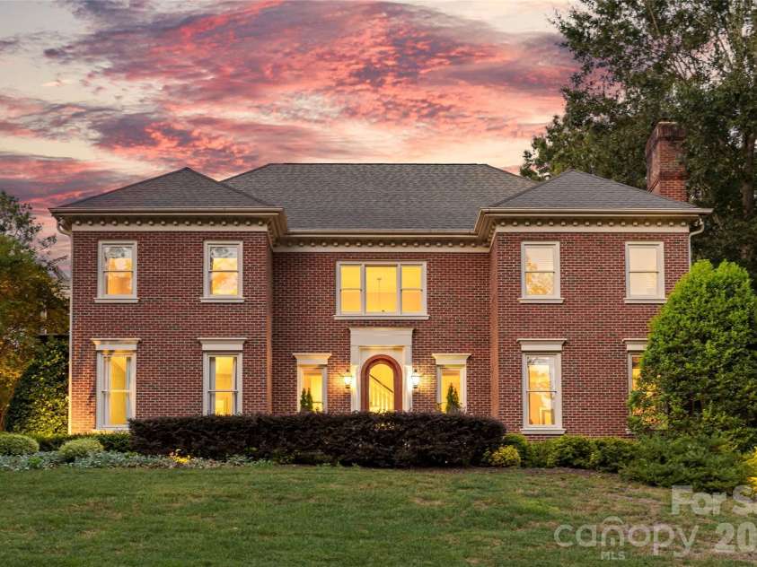 5411 Mirabell Road, Charlotte, NC 28226.  MLS# CAR4427068, YatesRealty ID 38575. 