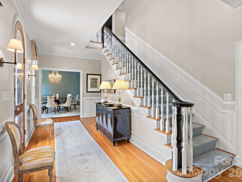 5411 Mirabell Road, Charlotte, NC 28226.  MLS# CAR4427068, YatesRealty ID 38575. 