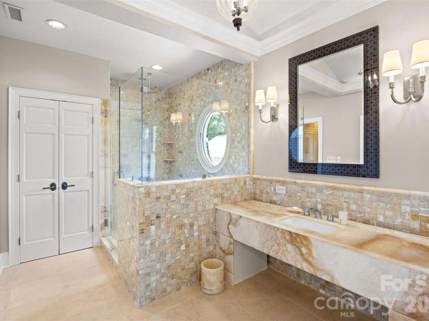 5411 Mirabell Road, Charlotte, NC 28226.  MLS# CAR4427068, YatesRealty ID 38575. 