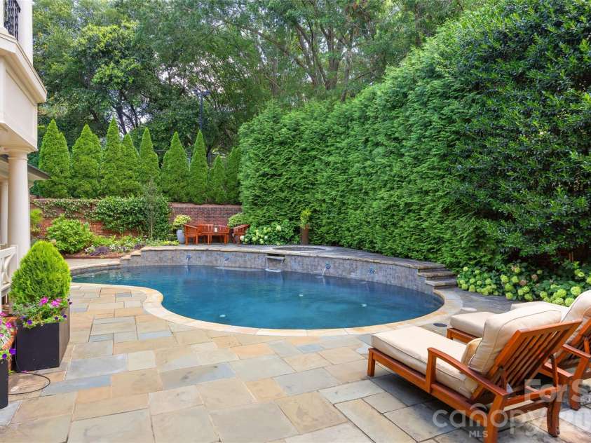 5411 Mirabell Road, Charlotte, NC 28226.  MLS# CAR4427068, YatesRealty ID 38575. 