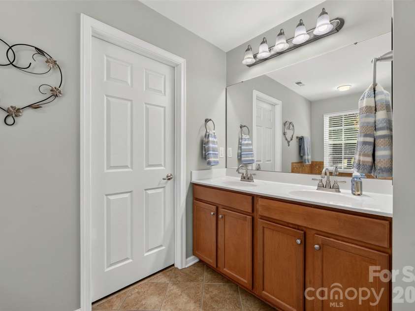 4018 Harmattan Drive, Denver, NC 28037.  MLS# CAR4414221, YatesRealty ID 38577. 