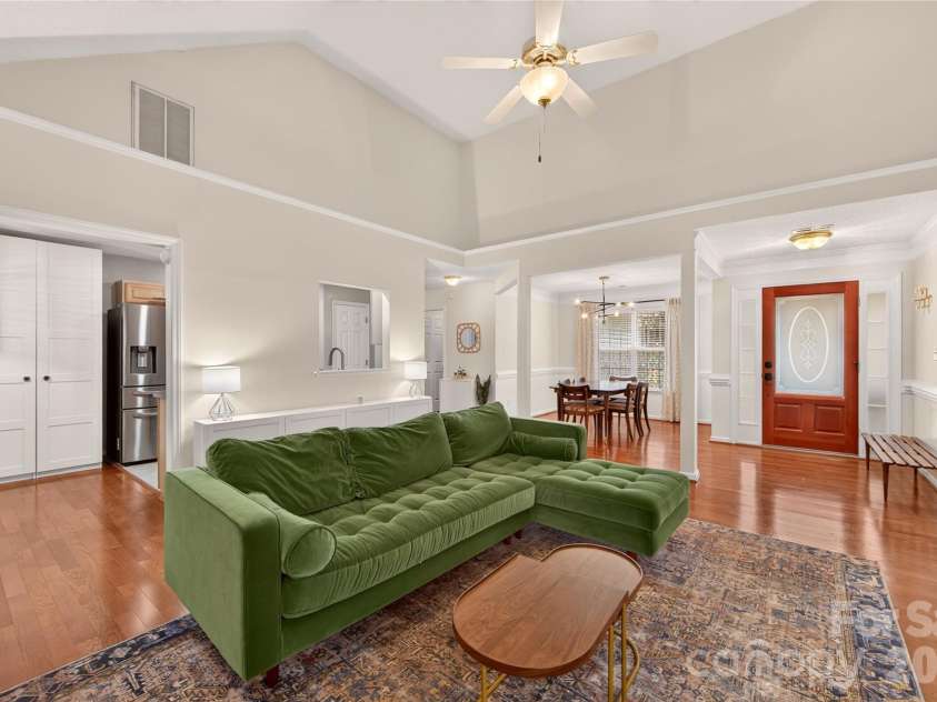 8121 Poplar Grove Circle, Waxhaw, NC 28173.  MLS# CAR4394015, YatesRealty ID 38578. 
