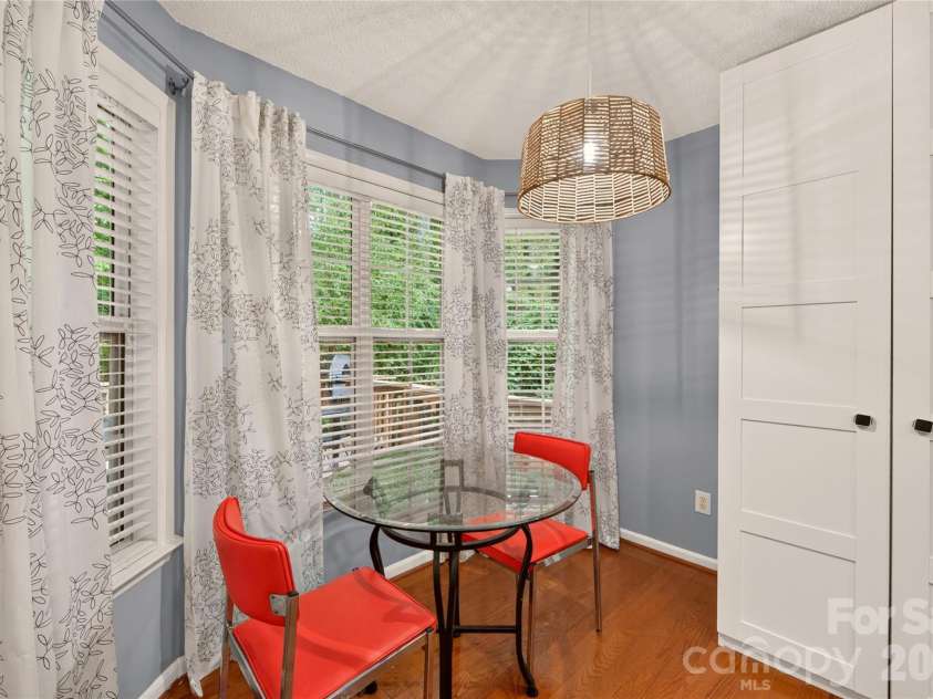 8121 Poplar Grove Circle, Waxhaw, NC 28173.  MLS# CAR4394015, YatesRealty ID 38578. 