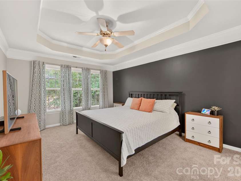8121 Poplar Grove Circle, Waxhaw, NC 28173.  MLS# CAR4394015, YatesRealty ID 38578. 
