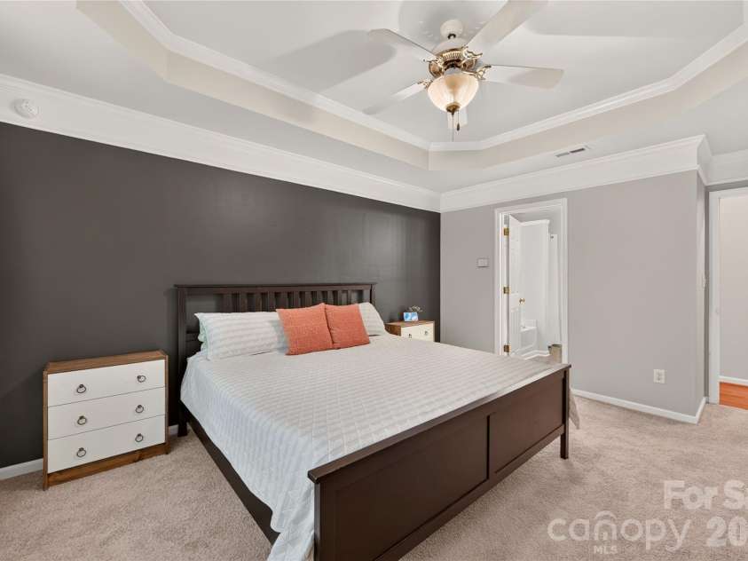 8121 Poplar Grove Circle, Waxhaw, NC 28173.  MLS# CAR4394015, YatesRealty ID 38578. 