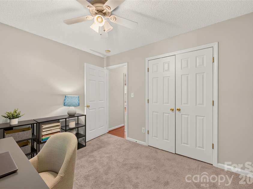 8121 Poplar Grove Circle, Waxhaw, NC 28173.  MLS# CAR4394015, YatesRealty ID 38578. 