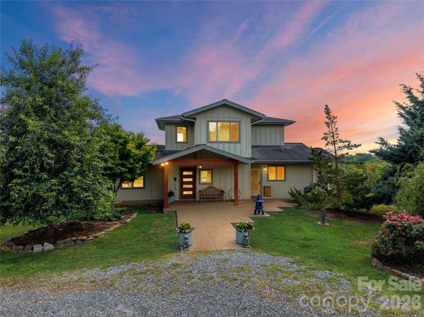 197 Arlys Lane, Tryon, NC 28782.  MLS# CAR4404993, YatesRealty ID 38579. 